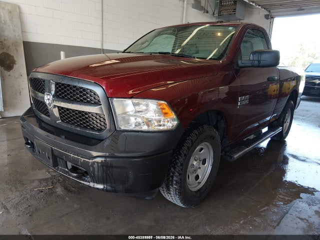 صورة 2 لـ 2019 RAM 1500 CLASSIC TRADESMAN 4X4 6'4 BOX