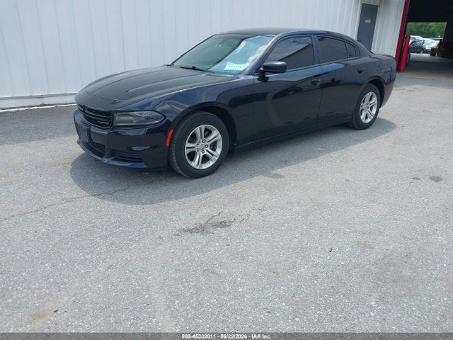 2020 Dodge CHARGER SXT RWD — фото 2
