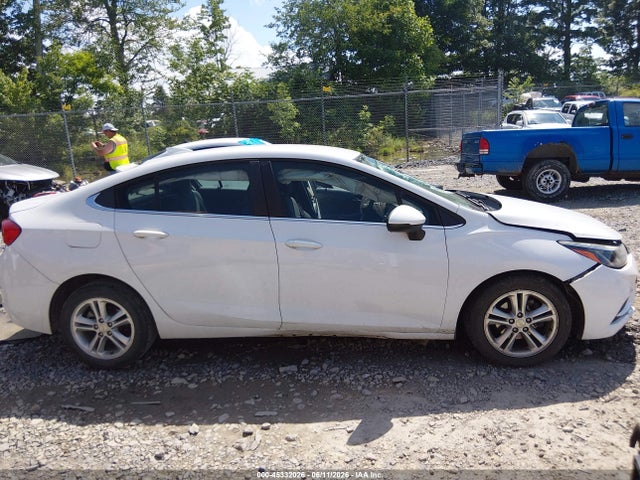 2018 Chevrolet CRUZE LT AUTO thumbnail 14