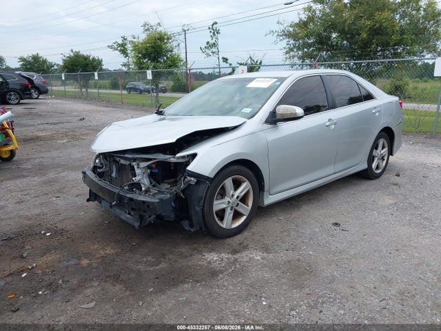 صورة 2 لـ 2014 Toyota CAMRY SE