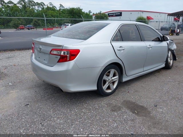 صورة 4 لـ 2014 Toyota CAMRY SE