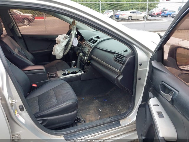 صورة 5 لـ 2014 Toyota CAMRY SE