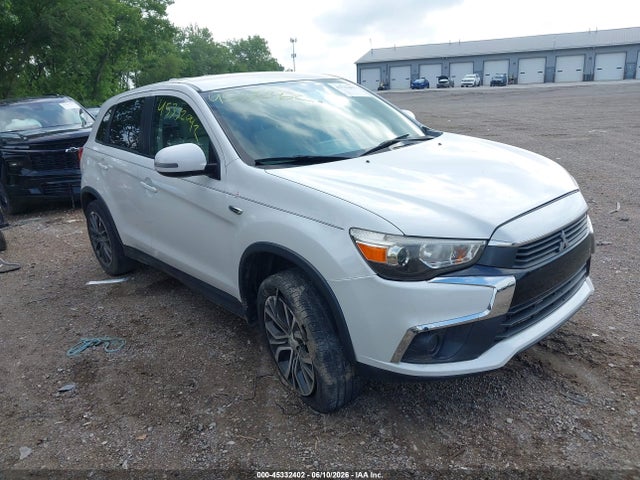 2017 MITSUBISHI OUTLANDER 2.0 LE
