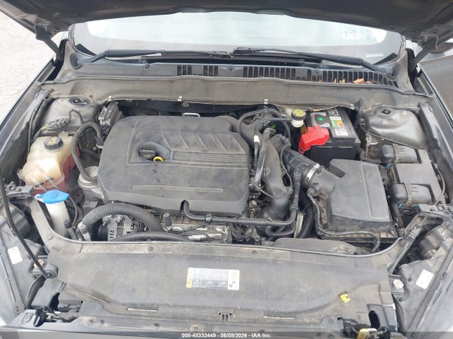 FORD FUSION SE - 10
