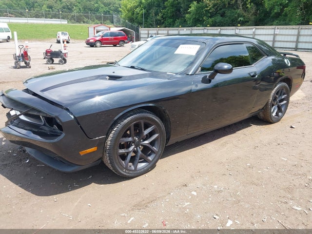 صورة 2 لـ 2011 Dodge CHALLENGER