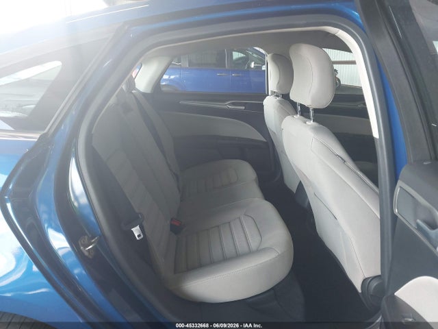 صورة 8 لـ 2018 FORD FUSION HYBRID S