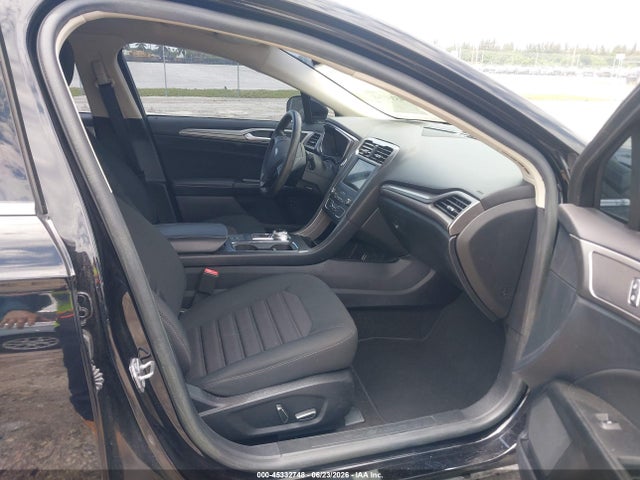 صورة 5 لـ 2019 FORD FUSION HYBRID SE