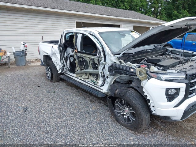 2025 GMC CANYON 4WD AT4 照片 6