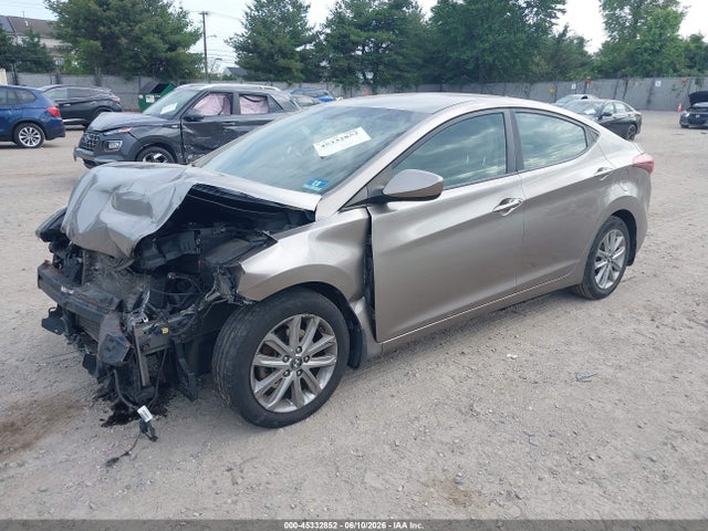 2016 Hyundai ELANTRA SE 照片 2