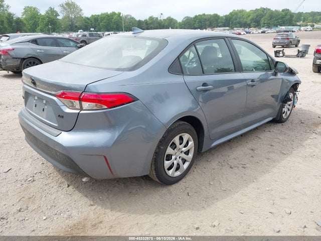 2024 Toyota COROLLA LE photo 4
