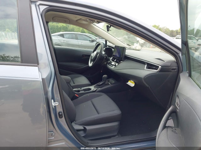 2024 Toyota COROLLA LE photo 5