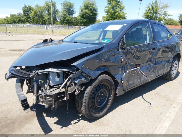 2018 Toyota COROLLA LE — фото 2