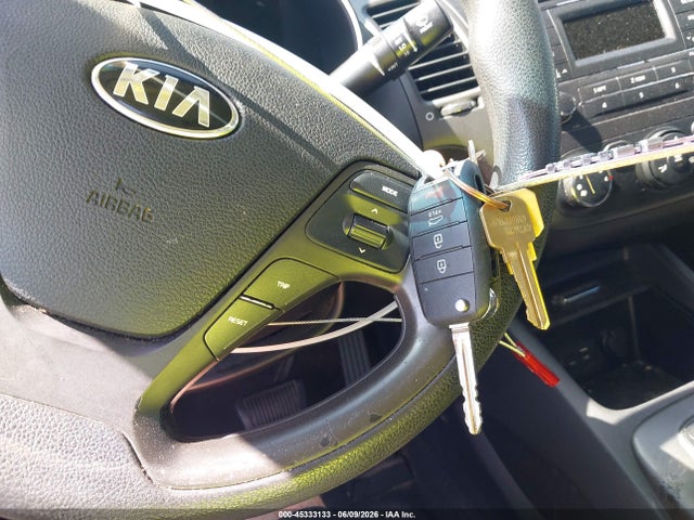 صورة مصغرة 11 لـ 2016 KIA FORTE LX