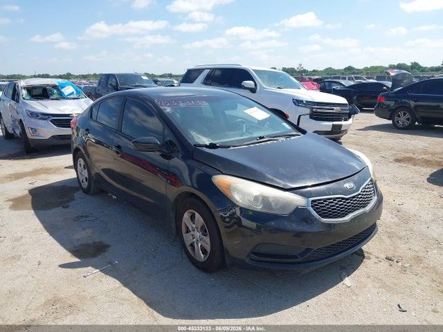2016 KIA FORTE LX photo 1