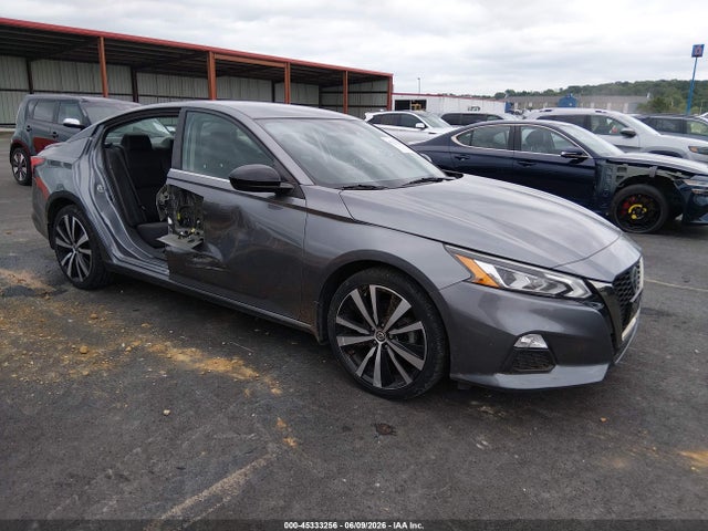 2020 NISSAN ALTIMA SR FWD