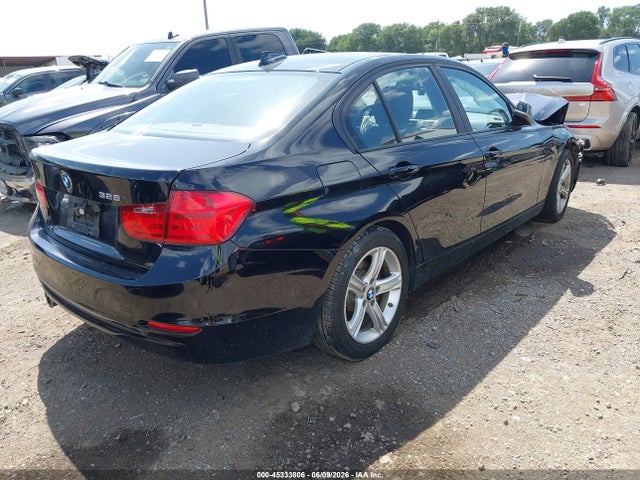 صورة مصغرة 4 لـ 2014 BMW 328I