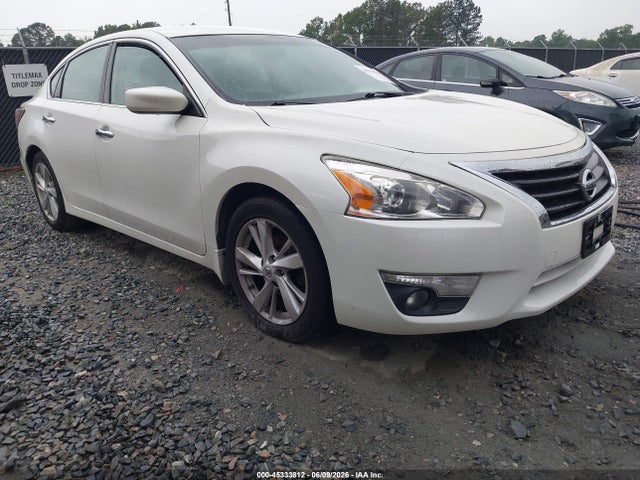 2015 Nissan ALTIMA 2.5 SV 照片 1