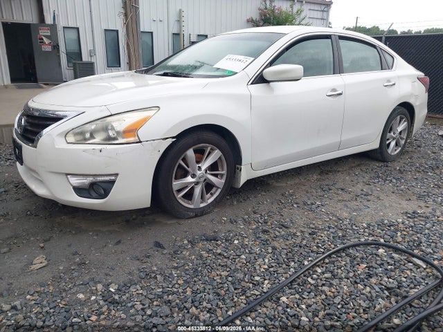 2015 Nissan ALTIMA 2.5 SV 照片 2