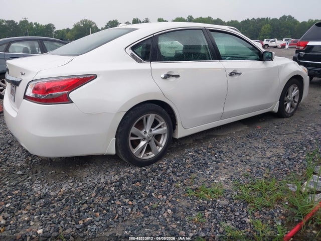 2015 Nissan ALTIMA 2.5 SV 照片 4