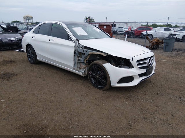 2018 Mercedes-BENZ C 300 4MATIC 照片 1