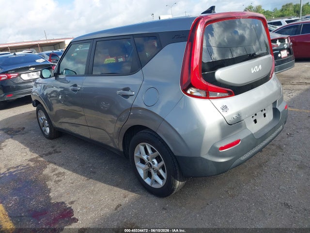 2022 KIA SOUL LX photo 3