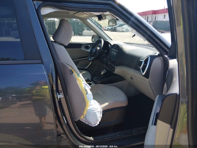 2020 KIA SOUL LX 照片 5