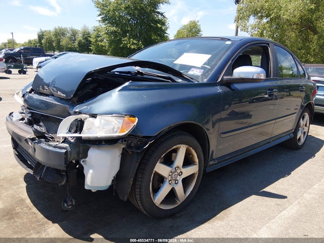 صورة 2 لـ 2009 Volvo S40 T5 R-DESIGN