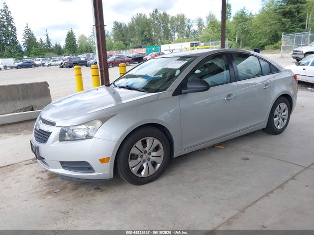 صورة 2 لـ 2013 Chevrolet CRUZE LS AUTO