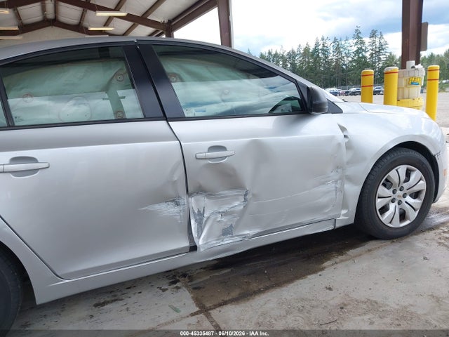 صورة 6 لـ 2013 Chevrolet CRUZE LS AUTO