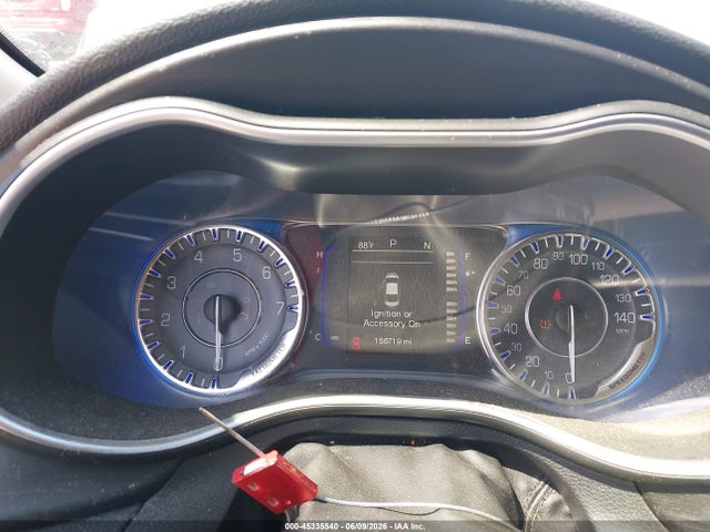 صورة 7 لـ 2015 Chrysler 200 LIMITED