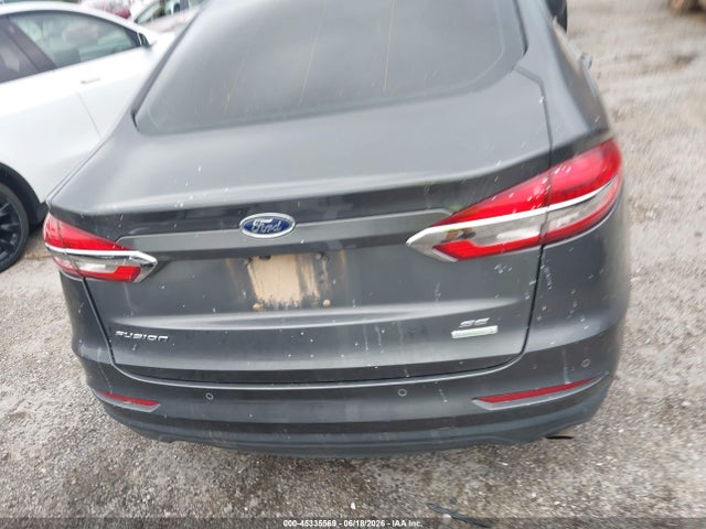 2019 FORD FUSION SE 16