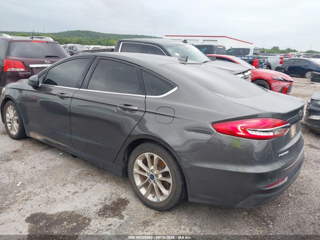 2019 FORD FUSION SE 3