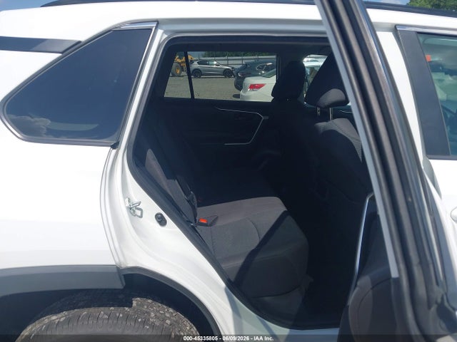 2021 TOYOTA RAV4 LE 8