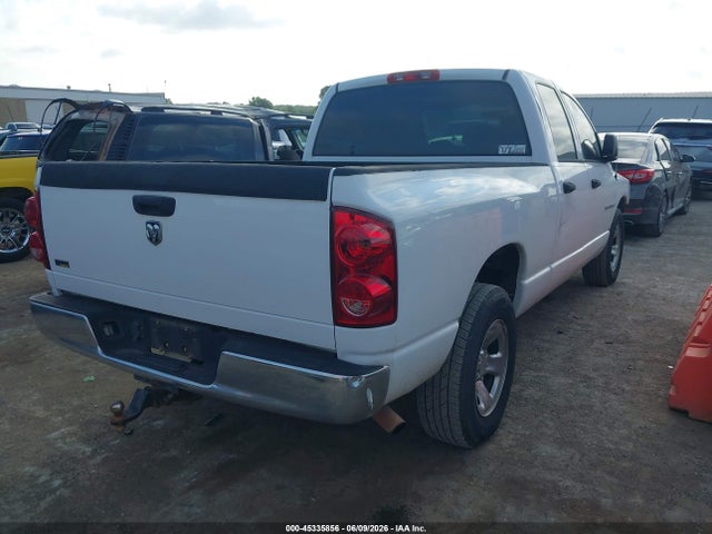 2007 Dodge RAM 1500 ST photo 4