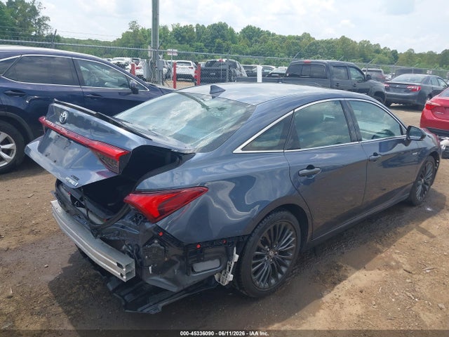 صورة 4 لـ 2019 Toyota AVALON HYBRID XSE