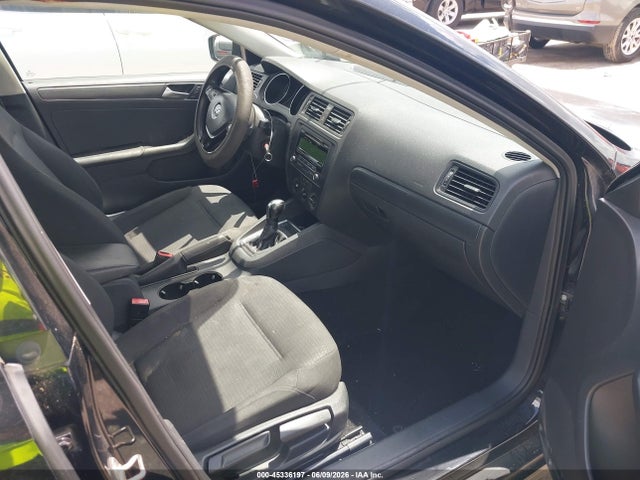 صورة 5 لـ 2015 Volkswagen JETTA 2.0L S