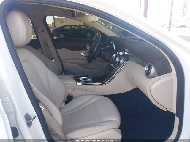 2016 Mercedes-BENZ C 300 LUXURY 照片 5
