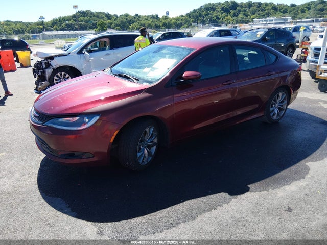 صورة 2 لـ 2015 Chrysler 200 S