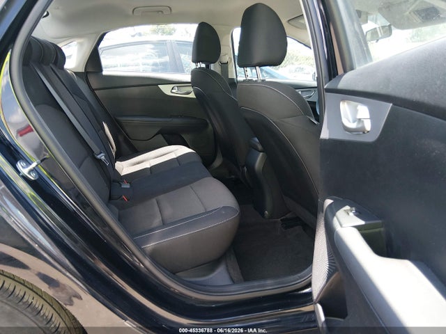 صورة 8 لـ 2024 KIA FORTE LXS