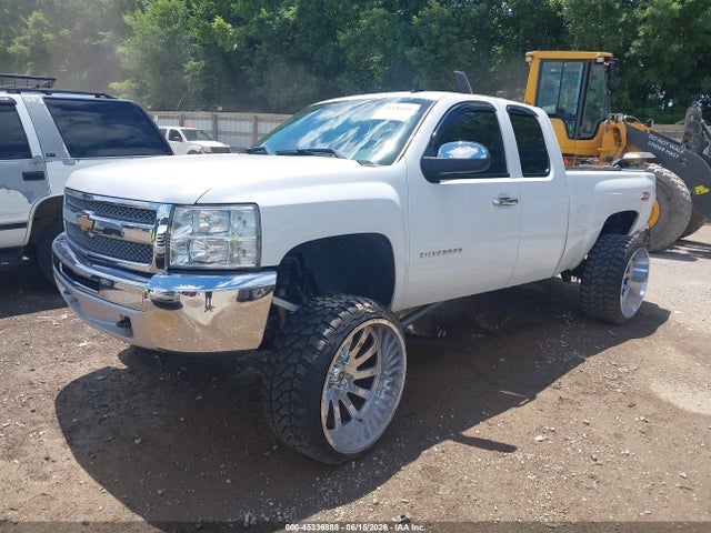 2012 Chevrolet SILVERADO 1500 LT 照片 2