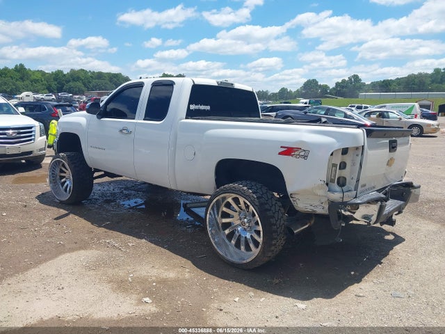 2012 Chevrolet SILVERADO 1500 LT 照片 3