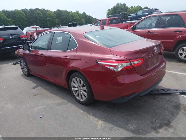 2019 TOYOTA CAMRY LE 3