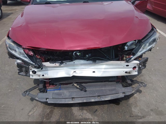 2019 TOYOTA CAMRY LE 6
