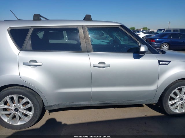 صورة مصغرة 13 لـ 2019 KIA SOUL +
