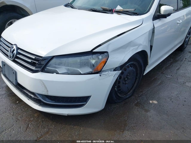 صورة 6 لـ 2013 Volkswagen PASSAT 2.5L S