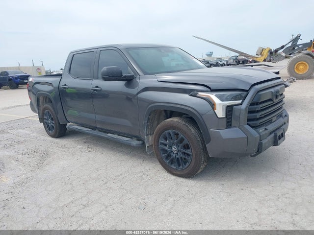 2026 TOYOTA TUNDRA SR5 CREWMAX 5.5' BED
