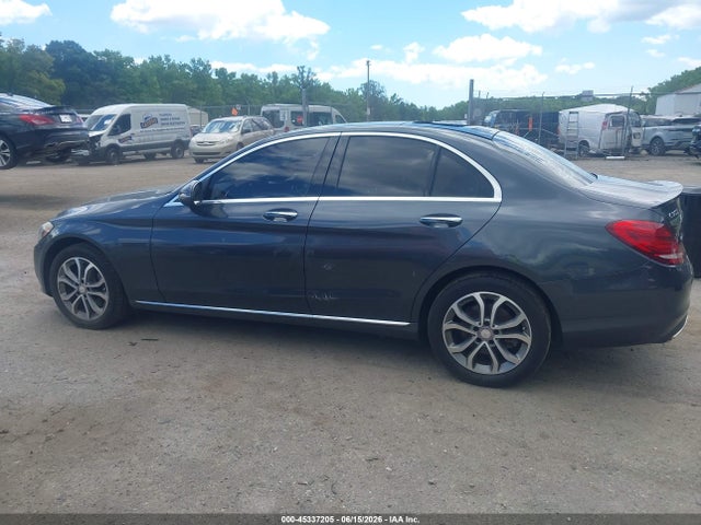 صورة مصغرة 14 لـ 2016 Mercedes-BENZ C 300 4MATIC