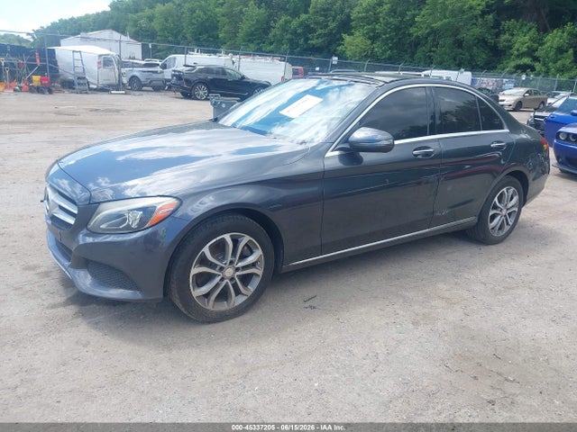 2016 Mercedes-BENZ C 300 4MATIC 照片 2