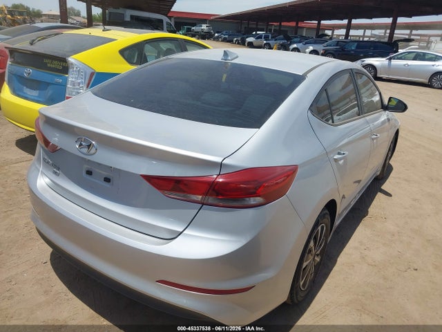 صورة 4 لـ 2017 Hyundai ELANTRA SE