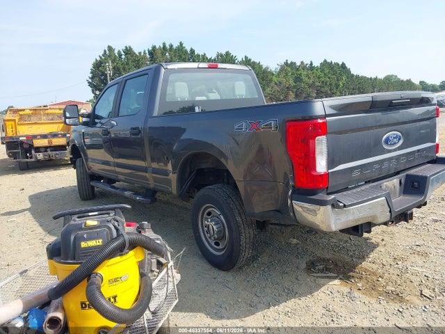 2018 FORD F-250 XL 3